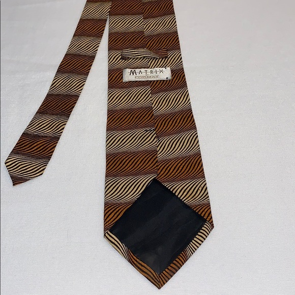 Matrix by Format Patterned Silk Tie NWOT - Picture 3 of 4